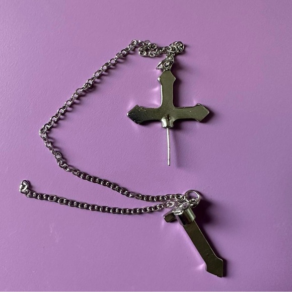 Cross earrings, dagger earrings, front back earrings, gothic jewelry, ear jacket - Picture 4 of 6